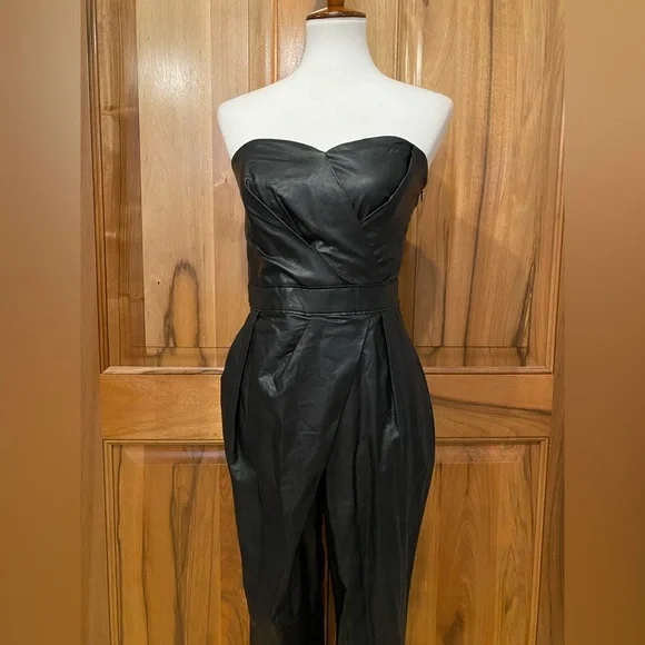 Rachel Roy Strapless Black Pleather Jumpsuit/ Pockets Draped/Boned Bodice EUC 6 - Picture 14 of 16